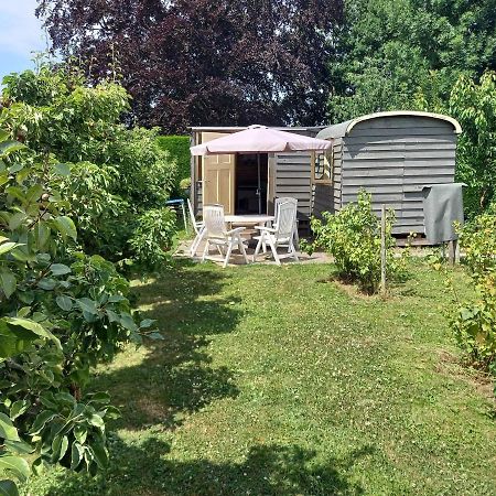 Pipowagen/Chalet De Oude Rijn Bed & Breakfast Harmelen Bagian luar foto